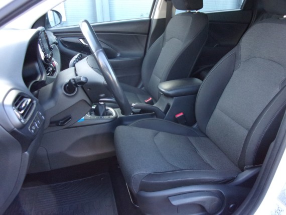 HYUNDAI I30 SW I30 diesel-007.jpg